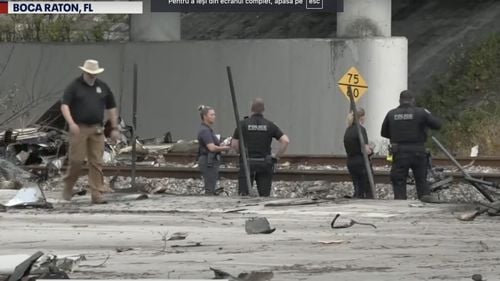 Cel puţin trei morţi în SUA, după ce un avion de mic dimensiuni se prăbuşeşte în apropierea aeroportului Boca Raton, la mai puţin de 20 de minute de la decolare, şi cade peste un vehicul. Avionul şi maşina au luat foc. Un bărbat din vehicul, rănit