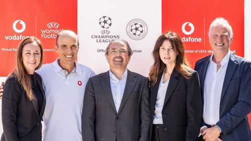 Vodafone a încheiat un parteneriat cu UEFA și UC3 pentru a susține viitorul fotbalului masculin și feminin