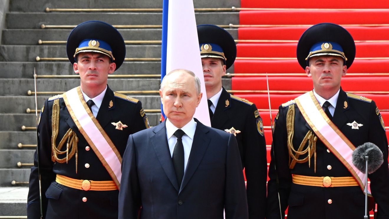 Vladimir Putin interzice "agenţilor străini" să participe la alegerile din Rusia