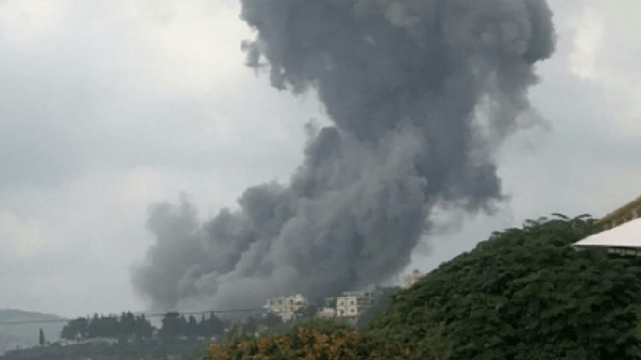VIDEO Explozie puternică în sudul Libanului, într-o clădire aparţinând Hezbollah