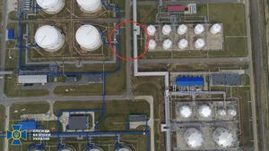 Ucraina acuză Rusia că plănuiește un atac sub steag fals asupra unei rafinăriei din Belarus