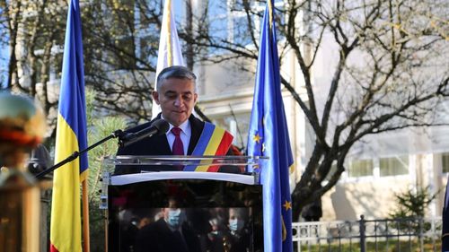 Primarul staţiunii Sinaia anunţă că este infectat cu varianta Omicron