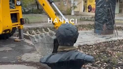 Monumentele lui Pușkin și Lermontov au fost demontate din centrul Krivoi Rog, orașul natal al lui Zelenski