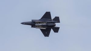 Un avion F-35 din dotarea forțelor americane a aterizat la București. Va fi expus la expoziția internațională Black Sea Defence & Aerospace 2024