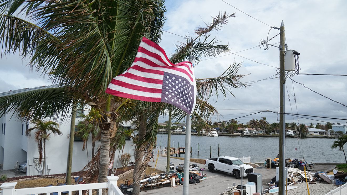 Cel puţin 27 de persoane au murit în statele americane Kentucky şi Missouri din cauza furtunilor puternice