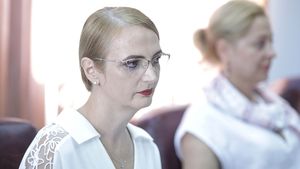 Un fals grosolan în expertiza cu care Lia Savonea a blocat verdictul Curții Constituționale privind pensiile magistraților