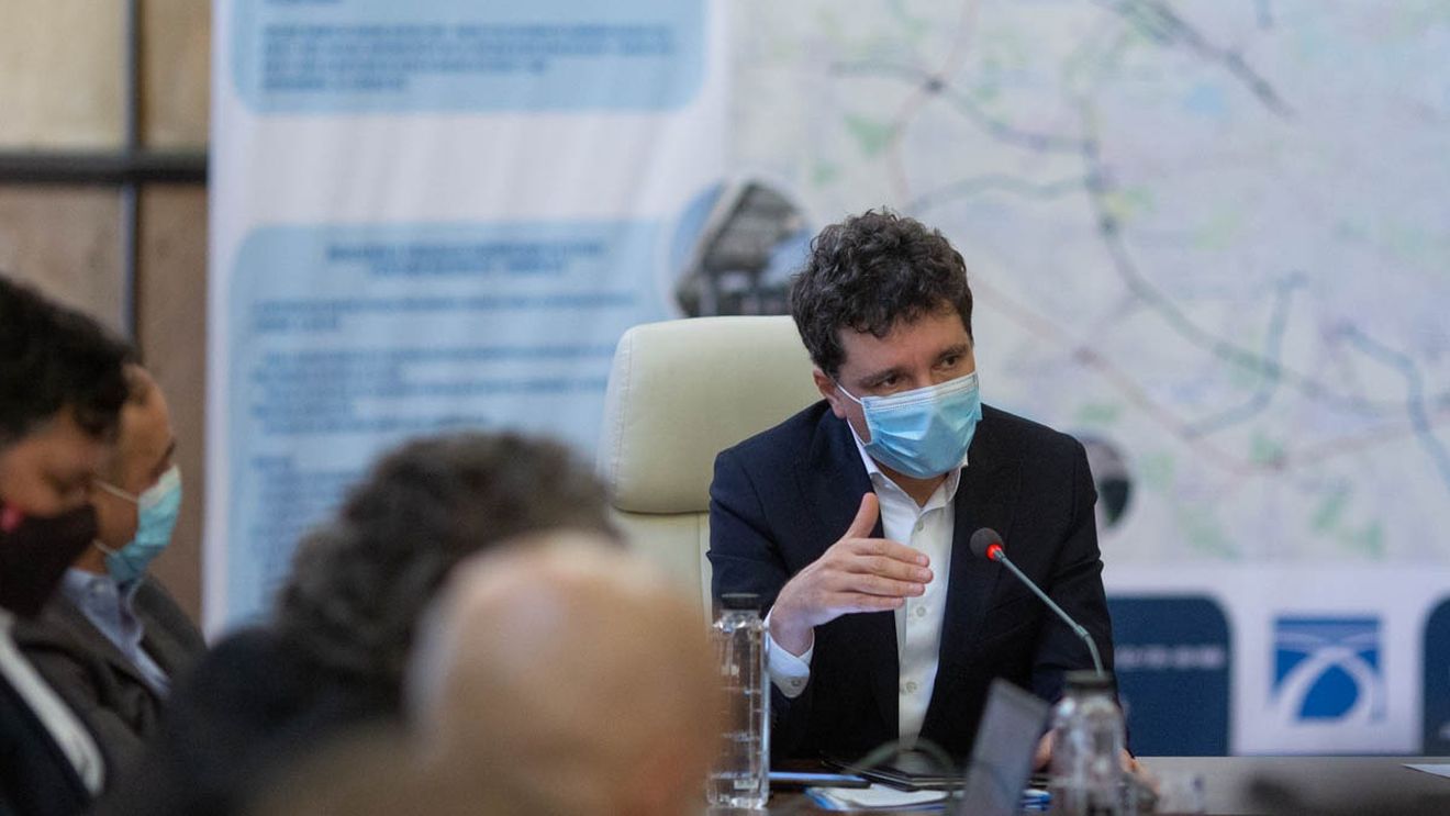 Nicușor Dan, despre proiectele de extindere a magistralei de metrou M4 și trenul metropolian: Avem un parteneriat semnat. Am discutat cu reprezentanții Ministerului Transporturilor cum putem să împărţim responsabilităţile pentru a grăbi implementarea