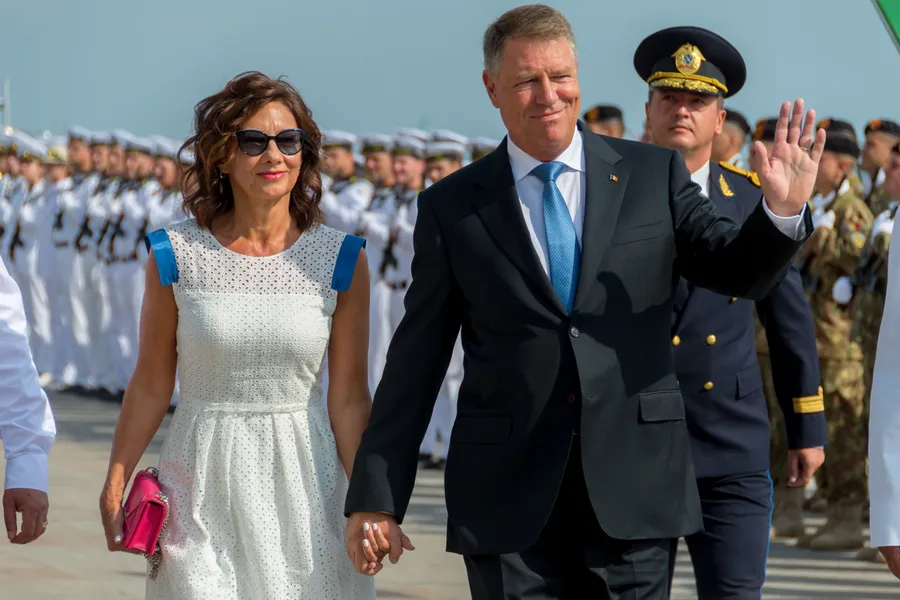 moda, ținută carmen iohannis, rochie carmen iohannis, ziua marinarilor 2019 carmen iohannis 