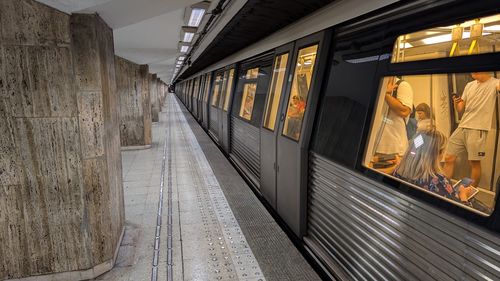 Metrorex: Accesul în Pasajul Piaţa Presei Libere va fi restricţionat temporar în nopţile de 21-22 aprilie şi 22-23 aprilie 2026