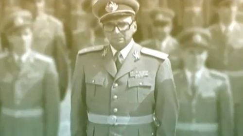 Necrologul lui Ion Mihai Pacepa în presa americană: Un important transfug din vremea războiului rece, a murit la 92 de ani. General în serviciul român de informații, el a dezvăluit ulterior corupția și cruzimea regimului comunist al țării. A murit de Covid-19