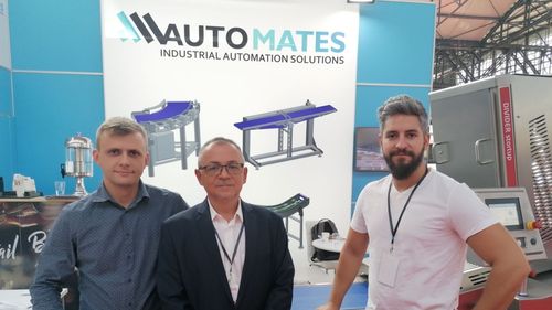 Afacerea începută într-un beci de trei ingineri români: Cum a ajuns o companie românească să proiecteze și să producă mașini și echipamente pentru clienți mari din industria alimentară