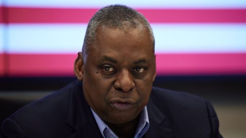 Anchetă internă după cele două spitalizări secrete ale șefului Apărării SUA/ Casa Albă a aflat după 4 zile de operația la prostată a lui Lloyd Austin, în vârstă de 70 de ani