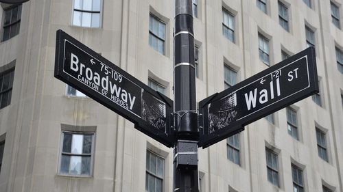 Metroul şi străzile din New York, inundate după o ploaie torenţială