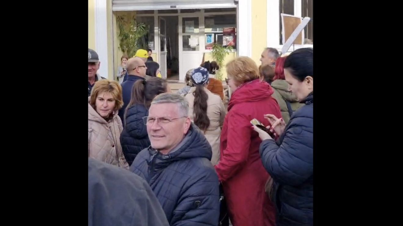 Protest al profesorilor de la patru licee tehnologice din Satu Mare, după propunerea ca acestea să fie comasate