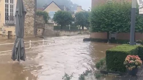 Mii de olandezi, evacuați din cauza inundaţiilor