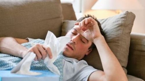 Cum evoluează simptomele unei persoane infectate cu COVID-19 din prima până în a 17-a zi. Care sunt zilele critice