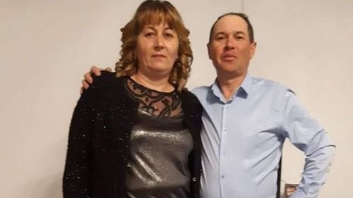 Adevărul: Ce nu s-a spus în cazul Sorinei. Familia care a crescut-o depunea cereri de adopţie, apoi le retrăgea