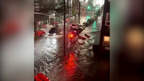 VIDEO Stare de urgență în New York și New Jersey, din cauza furtunii Ida / Cel puțin opt persoane au decedat din cauza inundațiilor severe