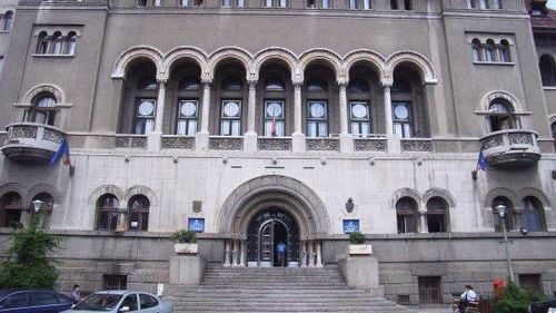 EXCLUSIV Romprest a pus poprire pe banii făcuți de toate piețele și de alte active imobiliare din Sectorul 1. Operatorul de salubritate are de recuperat 89 de milioane lei și penalități pentru facturi neplătite încă din 2019 / Clotilde Armand: „Da, se poate. Încă nu am schimbat banca”