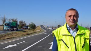 Cine e Cristian Ilie Ispravnic, șeful pus de PSD la Direcția de Drumuri Timișoara, aflat în centrul scandalului de corupție: a angajat condamnați penal și a cumpărat mașini noi în timp ce drumurile din zonă sunt distruse