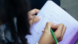 Profesorul de Informatică Adrian Modrişan, despre Evaluarea Națională: Aș vedea o regândire a modului în care se face matematica, pentru că elevii de clasa a IX-a vin cu niște automatisme teribile