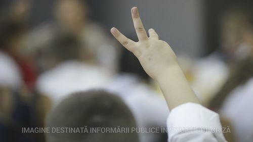 În Brașov, majoritatea covârșitoare a directorilor de școli ar opta pentru 100 % prezență fizică a elevilor în clasă