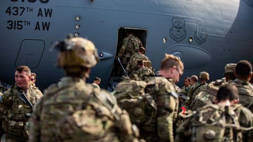 SUA vor reduce efectivele militare din Bulgaria, Ungaria şi Slovacia începând de luna viitoare, după măsura similară aplicată în România - Kiev Post