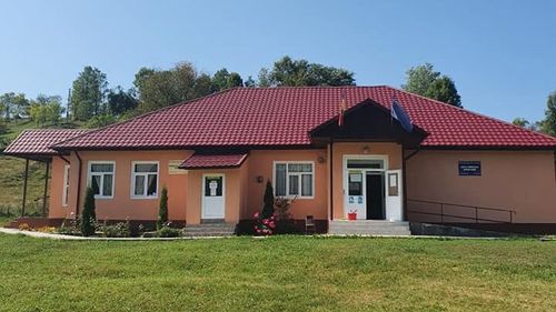 Într-o comună din Apuseni nu s-au stabilit încă taxele şi impozitele, după şapte şedinţe ale CL, primăria fiind în imposibilitatea de a face încasări dar sau de a achita unele servicii, precum iluminatul public