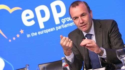 Popularii europeni își aleg candidatul la președinția Comisiei Europene. Manfred Weber, susținut de PNL și de UDMR, cotat cu cele mai mari șanse – surse