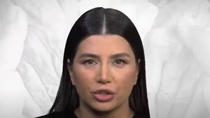 VIDEO Elena Băsescu apare la Aleph News, fiind prezentată ca editor / A vorbit despre azilurile de bătrâni