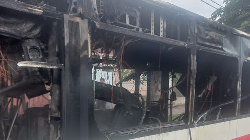 Un autobuz din Oradea a luat foc în mers / Nicio persoană nu a fost rănită