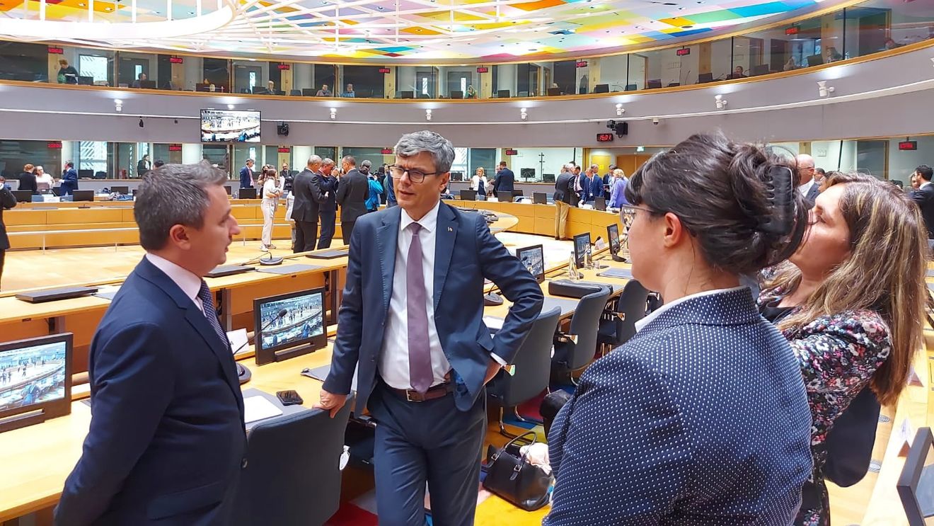Ministrul Popescu, la reuniunea Consiliului Energiei: România a identificat deja surse şi rute alternative de aprovizionare cu gaz pentru a reduce dependenţa de importurile din Rusia