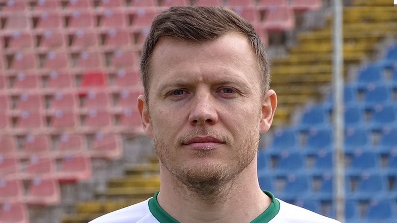 Se lasă de fotbal pentru a lucra în penitenciar. Căpitanul echipei de fotbal a Oradiei lasă echipa pentru a păzi condamnații
