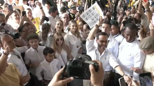 Alegeri prezidenţiale în Columbia, într-un context marcat de intensificarea violenţelor / Peste 400.000 de soldaţi şi poliţişti au fost mobilizaţi pentru securizarea scrutinului