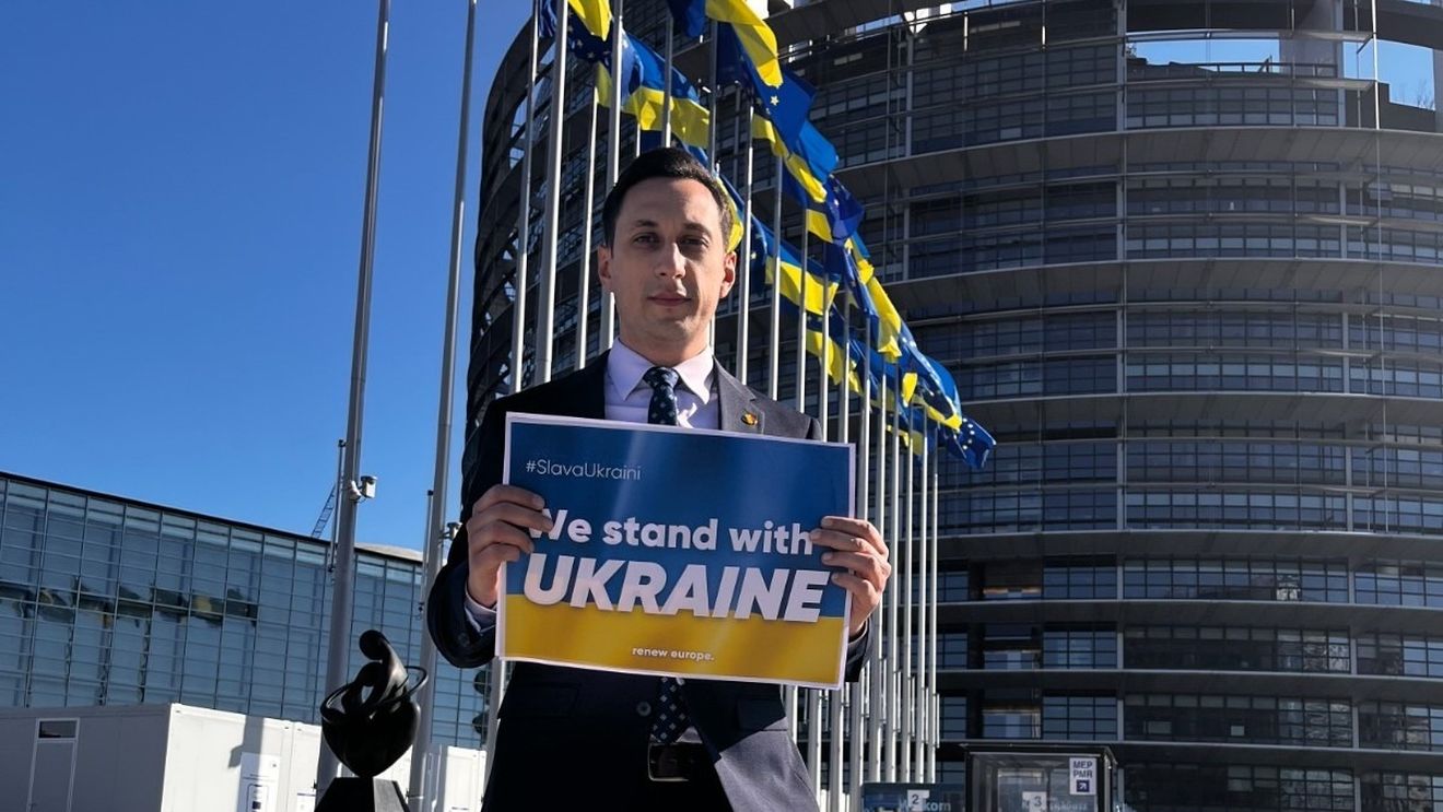 Europarlamentarul USR Vlad Gheorghe cere Guvernului să clarifice cum va gestiona situația refugiaților ucraineni rămași în țară și cum a folosit banii UE