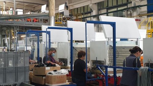 Un român a fost arestat în Marea Britanie: suspectat că ar fi lucrat cu serviciile ruse de spionaj / Cazul este legat de un incendiu la un depozit DHL, provocat de un dispozitiv exploziv