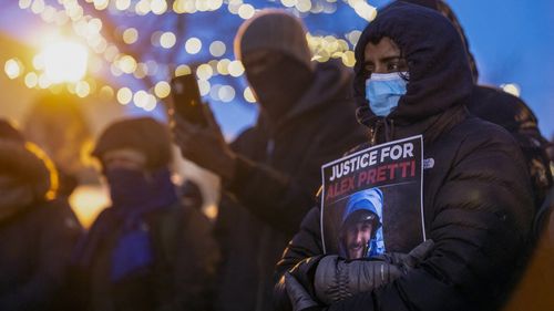 Cine era Alex Pretti, bărbatul de 37 de ani împușcat mortal de agenții federali în Minneapolis