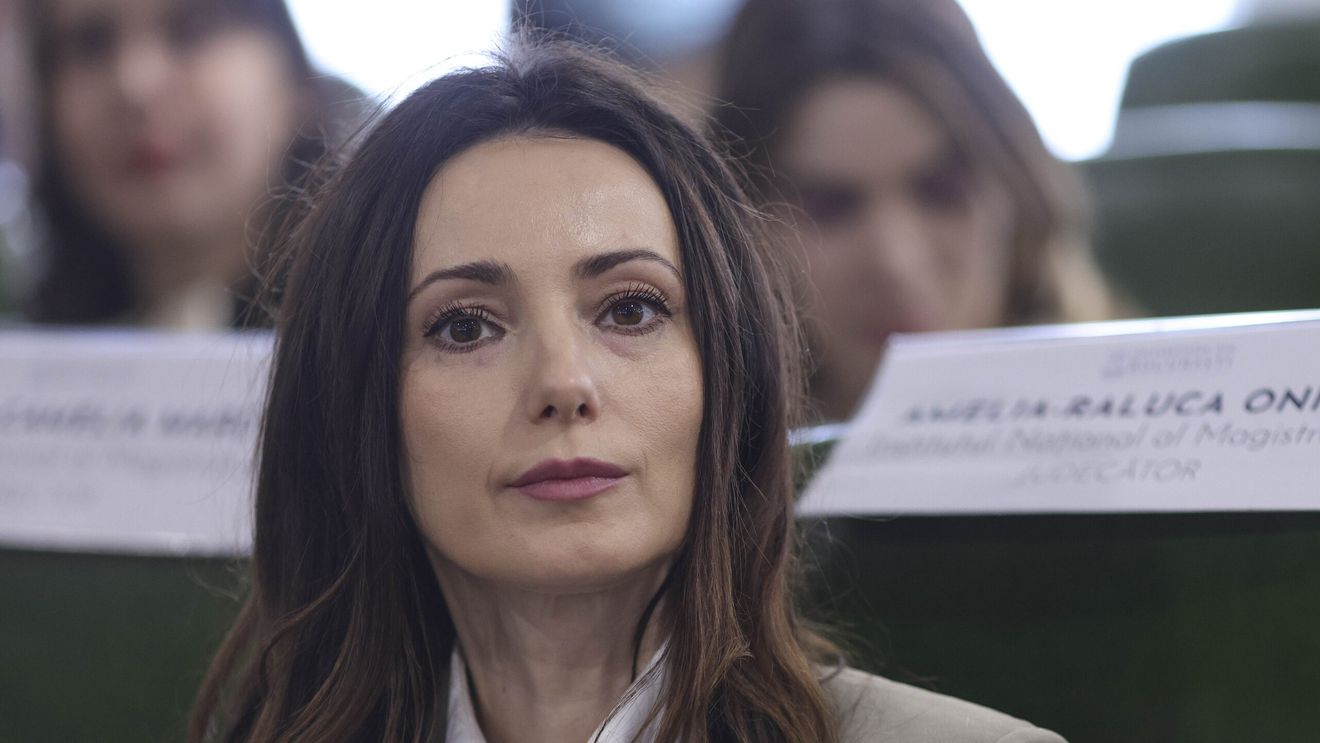 Recidivă: încă o judecătoare admisă nelegal să promoveze la Înalta Curte / Amelia Onișor are doar doi ani și două luni de vechime efectivă la Curtea de Apel, pe când legea cere cinci ani / CSM refuză să explice