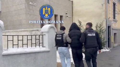 Un bărbat căutat pentru omor în Franța a fost depistat de polițiștii din Cluj, într-un mall