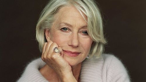 James Bond trebuie să fie interpretat de un bărbat, spune actrița britanică Helen Mirren