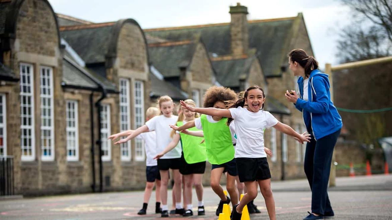 Despre managementul bun al unei școli primare din Anglia