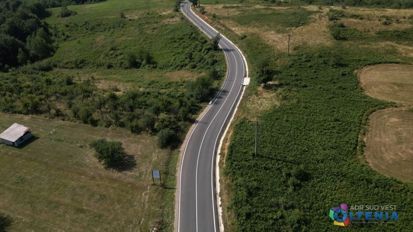 ANALIZĂ Bani europeni pentru infrastructura rutieră în județele din Regiunea Sud-Vest Oltenia / Miliarde de lei de la UE și peste 1.000 de kilometri de drumuri modernizate în Dolj, Gorj, Mehedinți, Olt și Vâlcea