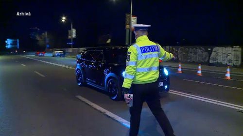 ANIMAȚIE Cum s-a produs accidentul din Botoșani, unde un polițist a fost lovit de o mașină. Victima este în comă la spital