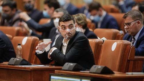 George Simion: Avem 124 de semnături. Nu ni-i mai dorim pe cei de la USRPLUS într-o viitoare configurație guvernamentală și asta trebuie spus