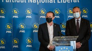 Cîţu: Mandatul negocierilor în acest moment este o guvernare în jurul PNL / Despre varianta Nicolae Ciucă premier: „Nu se află în acest moment pe masă”