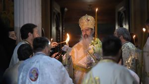 Una dintre cele trei amenzi primite de ÎPS Teodosie în ianuarie pentru nerespectarea carantinei, anulată de Judecătoria Constanţa. Decizia nu este definitivă