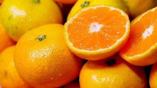 Rusia va accepta mandarine în loc de bani pe fondul dificultăților cu plățile din cauza sancțiunilor occidentale