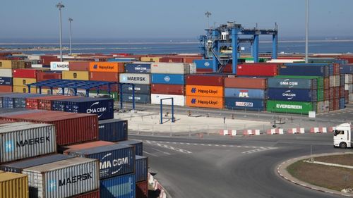 Consiliul Concurenţei: În România există 58 de terminale inter/multimodale de transport, din care doar 27 sunt active / Transportul multimodal este utilizat de numai 2,3% dintre companiile active în România