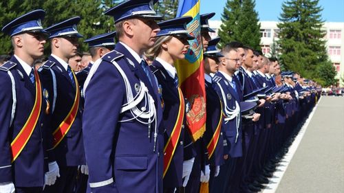 EXCLUSIV Carieră la Academia de Poliție: Un asistent universitar a fost condamnat definitiv în 2018 pentru că a divulgat unor studenți subiectele înaintea examenului de licență. În 2024, a avansat la gradul de comisar-șef și lector universitar - predă ”Tactică polițienească”