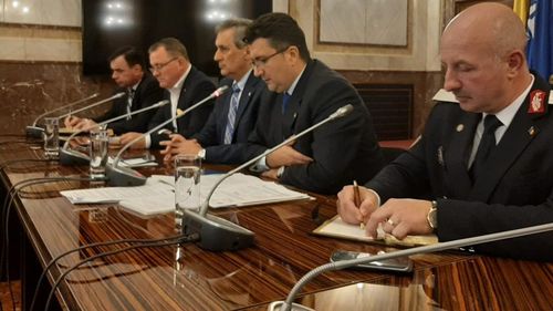 Gripa aviară a fost depistată la o fermă de găini din Maramureș